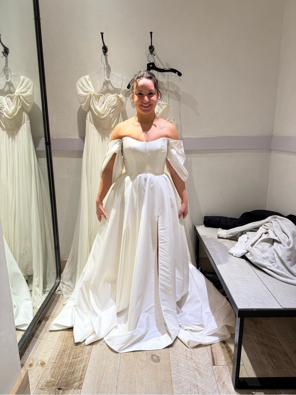 Jenny by Jenny Yoo Cassie Wedding Dress - Picture 4 of 4